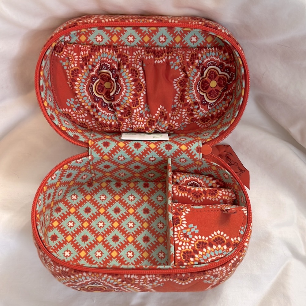 Vera Bradley travel jewelry box - Picture 3 of 3